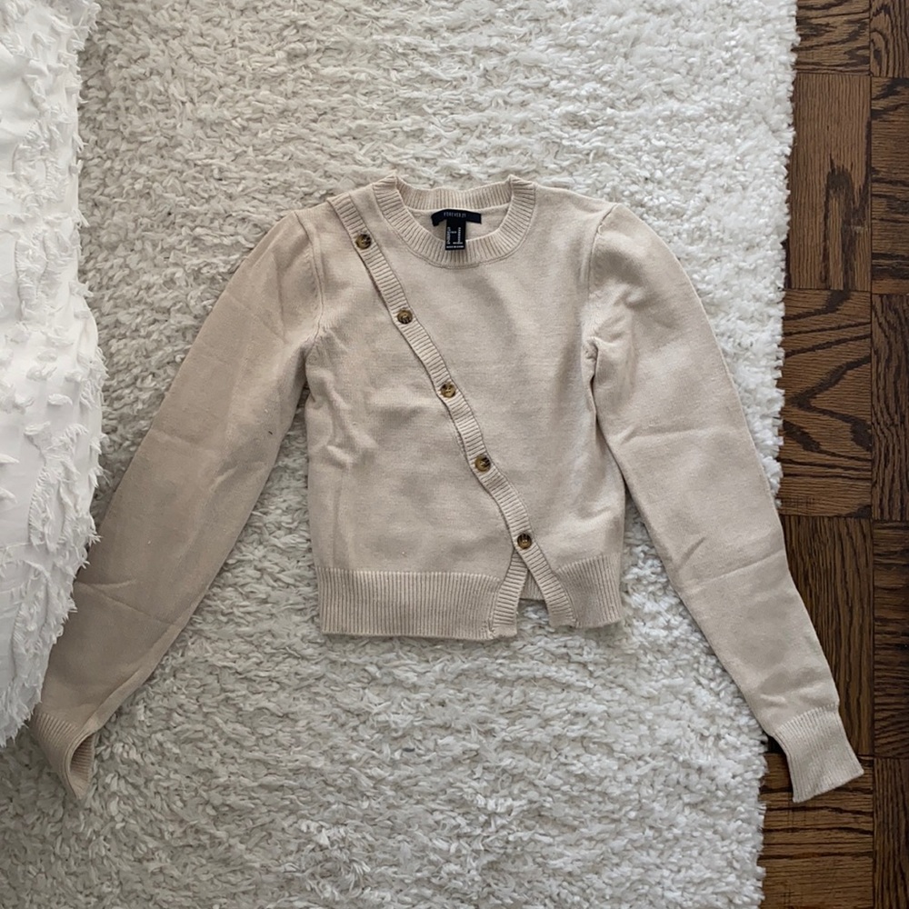 FOREVER 21 SWEATER